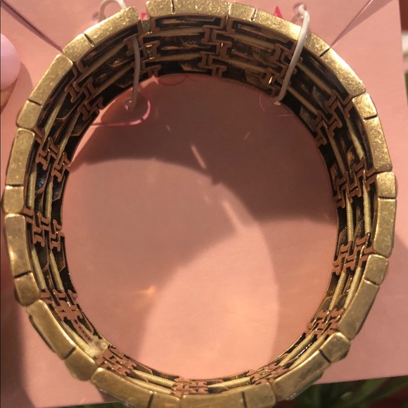 Stella & Dot Statement Bracelet Stretch Gold - Picture 5 of 5